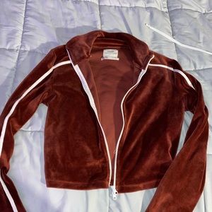 Urban outfitters maroon crop top women’s